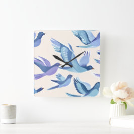 Blaue Vögel fliegen | Moderne Wasserfarbe Quadratische Wanduhr