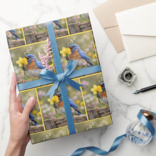 Blaue Vogel singt in eine gelbe Daffodil Geschenkpapier