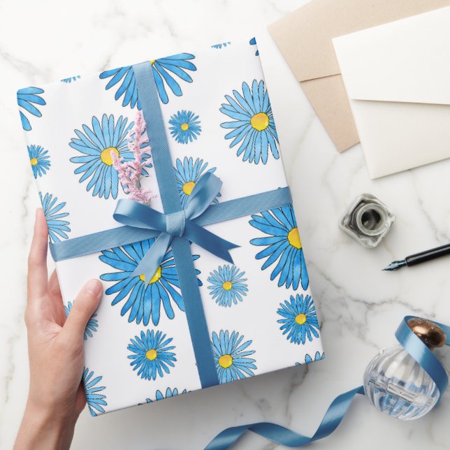 Blaue Wasserfarbe und Pen Asters Garland Muster Geschenkpapier (Schenken)
