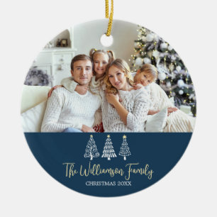Blaue Weihnachtsfamilienfoto-Stilbäume Schrift Keramik Ornament
