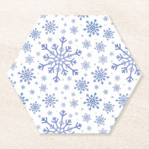 Blaue Weihnachtsschneeflocken im Winter Weiß Untersetzer