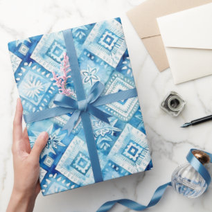 Blaue weiße Blumenquadrate Brautparty Geschenkpapier