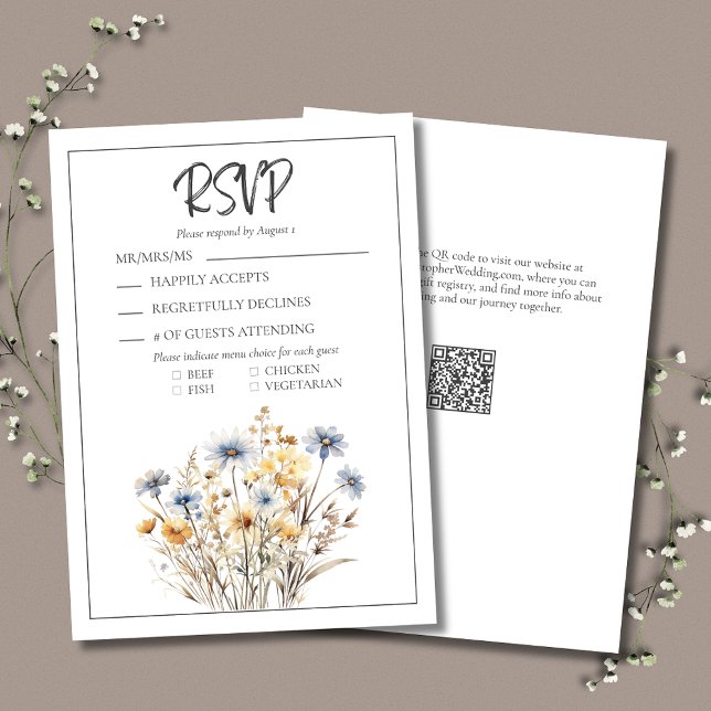 Blaue Wildblumen Moderne Elegante Hochzeit RSVP Karte (Blue Wildflowers Formal Elegant RSVP Card with Menu Options and QR Code.)