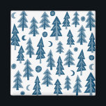 Blaue Winter Bäume Mondlichtwald Magnet<br><div class="desc">Dekorieren Sie Ihre Küche mit diesem Magneten. Macht ein großartiges kleines Geschenk! Karo in meinem Shop für mehr passende Sachen wie Tasse, Handtücher und Aufkleber! Sie können immer Ihren eigenen Text hinzufügen. Lass mir Bescheid, wenn du etwas Maßgeschneidert haben möchtest. Wenn du es kaufst, danke! Stellen Sie sicher, dass Sie...</div>
