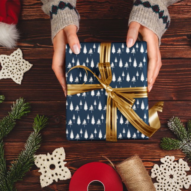 Blaue Winterbäume Geschenkpapier (Von Creator hochgeladen)