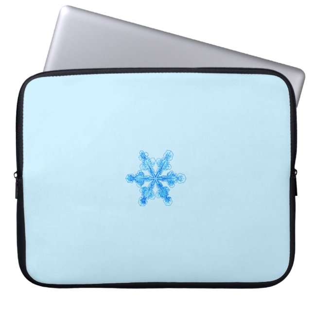 Blaue Winterschneeflocke Laptopschutzhülle (Vorderseite)