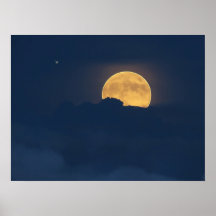 Blaue Wolken und Vollmond-Himmelsblaster