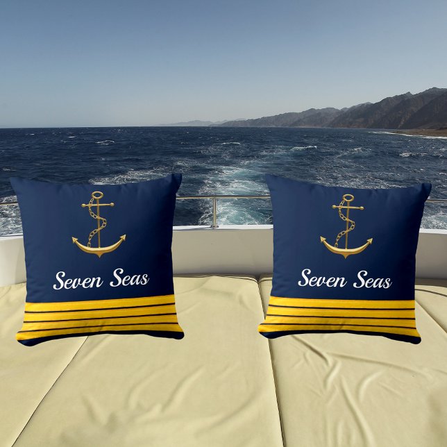 Blaue Yacht-Schiff Goldanker Kapitän Streifen Kissen (Von Creator hochgeladen)