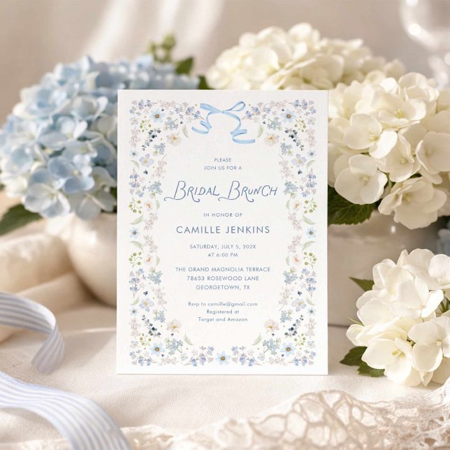 Blauer Blumenhochzeitsbrunch mit Schleife Einladung (Blue Floral Bridal Brunch Invitation)