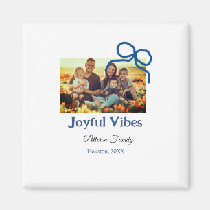 Blauer Bogen fröhliche Vibes fügen Familienname Fo Magnet