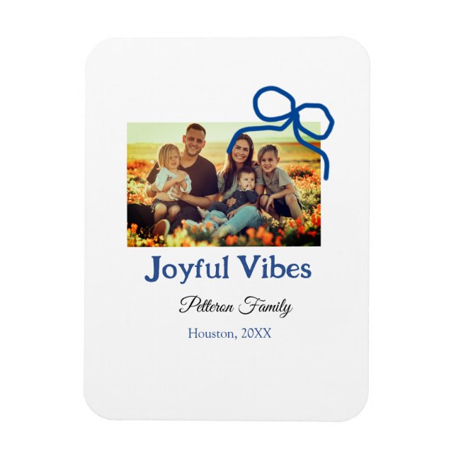 Blauer Bogen fröhliche Vibes fügen Familienname Fo Magnet (Vertikal)