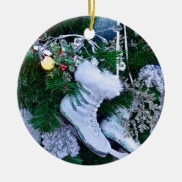 Blauer Glitzer und Pelzeis-Skate auf Weihnachtsbau Keramik Ornament