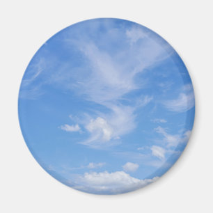 Blauer Himmel mit wispy Wolken Magnet