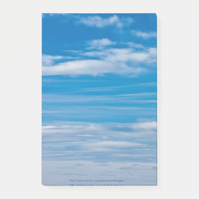 Blauer Himmel mit Wolkenkratzern Post-it Klebezettel (Vorderseite)