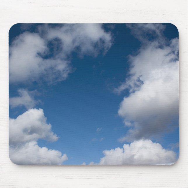 Blauer Himmel und weiße Wolken Mousepad (Vorne)