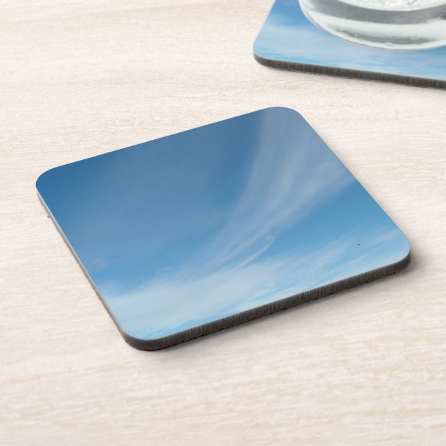 Blauer Himmel und weiße Wolken Untersetzer (Linke Seite)