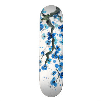 Blauer Japaner blüht Skateboard