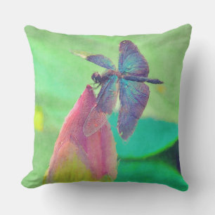 Blauer Lippenfliege auf rosa Wasserlilie Kissen