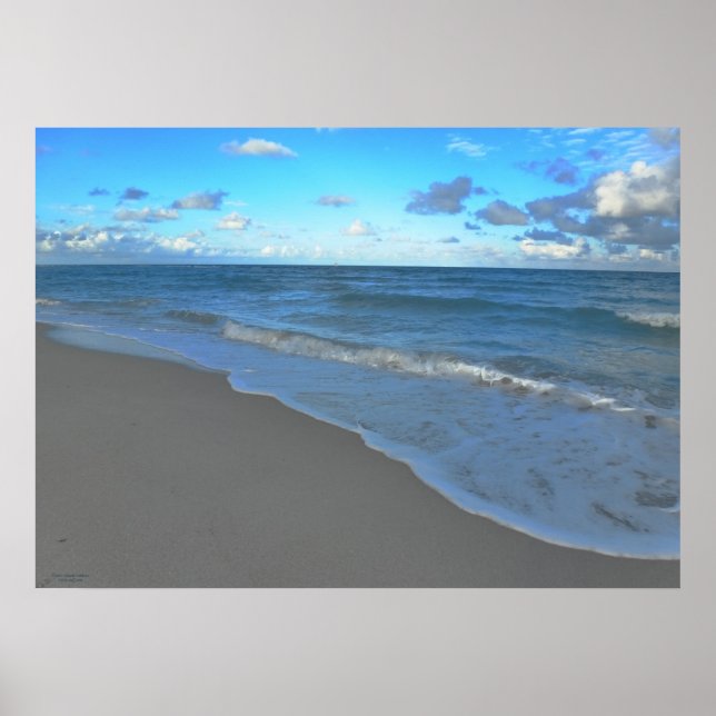 Blauer Ozean, Strand und Himmel Poster (Vorne)