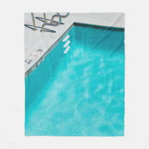 Blauer Pool Fleecedecke