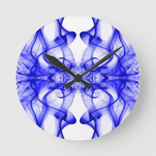 Blauer Rauch Symmetrisches Minimalistisches Weiß Runde Wanduhr