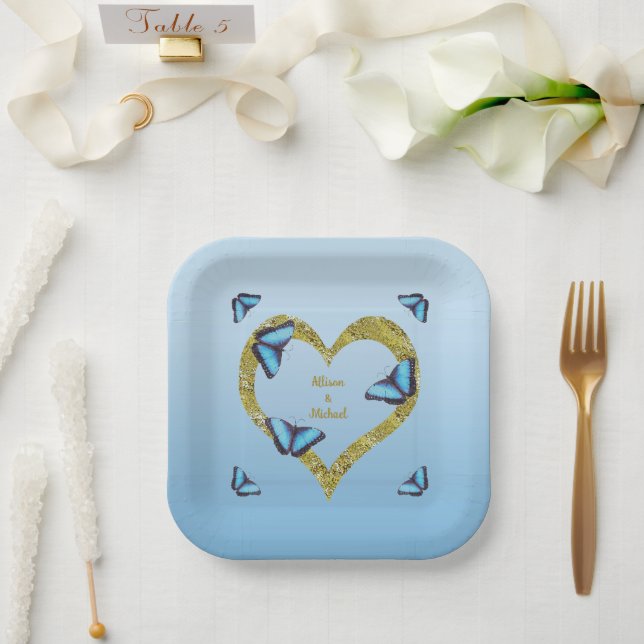 Blauer Schmetterling mit goldenem Herzen Pappteller (Hochzeit)