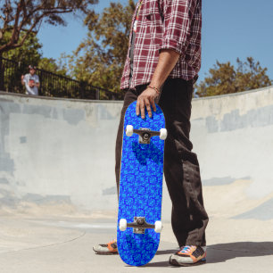 Blauer Schmetterling von Kenneth Yoncich Skateboard