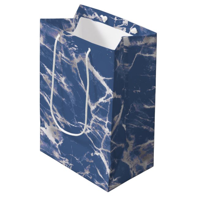 Blauer Silbermarmor Mittlere Geschenktüte (Vorderseite Schrägansicht)