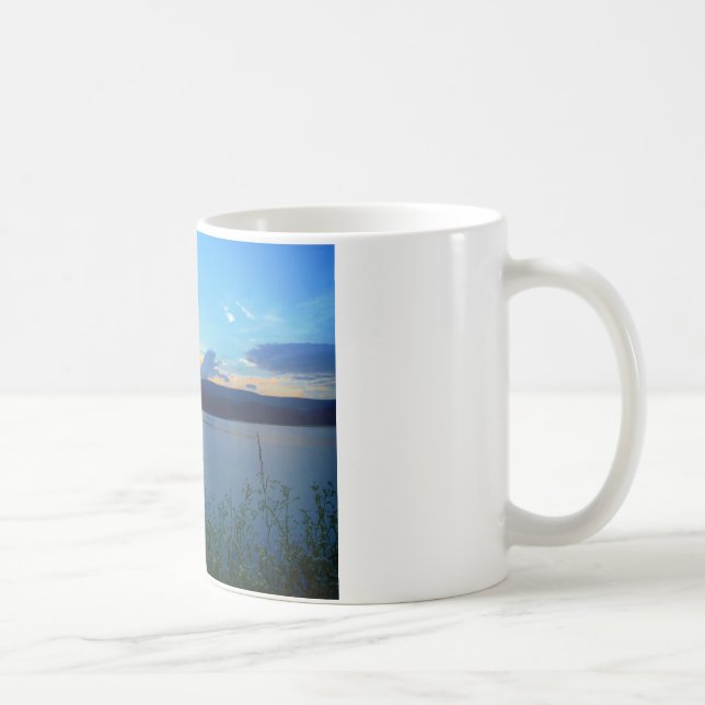 Blauer Sonnenuntergang am See Kaffeetasse (Rechts)