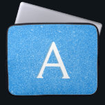 Blauer Sparkor und Glitzer Monogram Laptopschutzhülle<br><div class="desc">Baby Blue Sparkle und Glitzer Monogram Laptop Case. Dieser Fall kann so angepasst werden, dass er Ihren Anfangs- und Vornamen enthält. Wenn Sie passende Artikel wünschen, wenden Sie sich bitte an den Designer.</div>