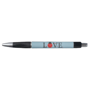 Blauer Stift mit "Liebe-" rotem und schwarzem