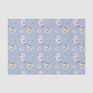 Blauer Teebecher mit rosa Blume Seidenpapier