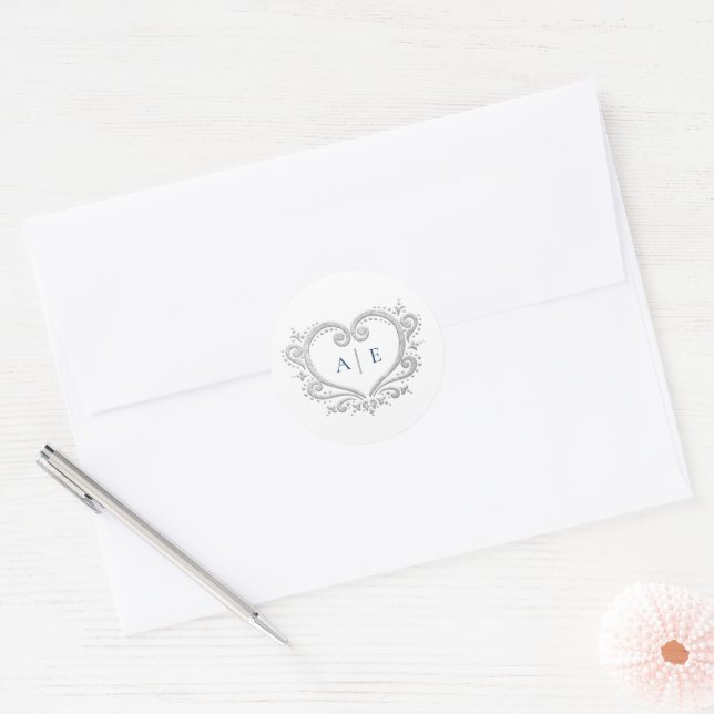 Blauer Text aus Silberherz auf weißer Hochzeit Runder Aufkleber (Umschlag)