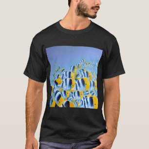 Blauer und gelber Schmetterlingsfisch T-Shirt