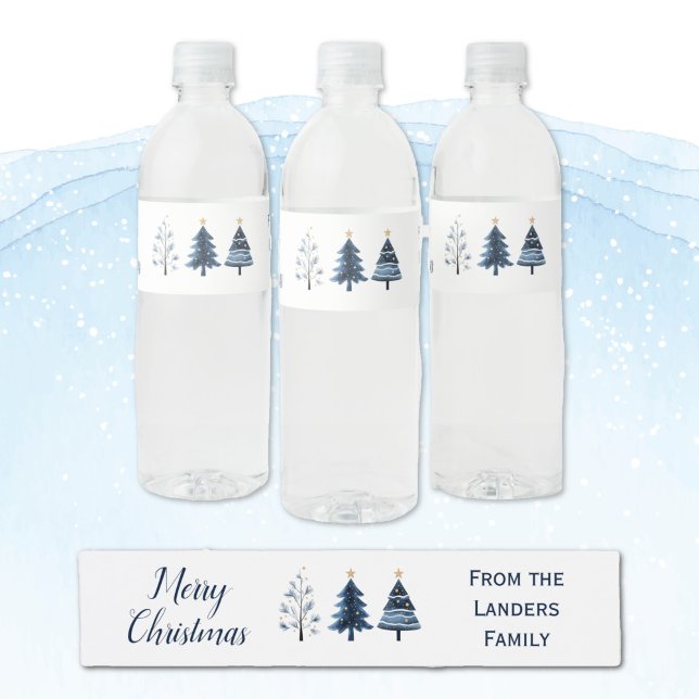 Blauer und goldener Personalisierter Weihnachtsbau (Modern Blue and Gold Personalized Merry Christmas Tree Water Bottle Labels)