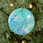 Blauer und grüner Farbeffekt von Meerglas Keramik Ornament<br><div class="desc">Blaue und grüne digitale Flüssigkeitskunst Weihnachtsschmuck.</div>
