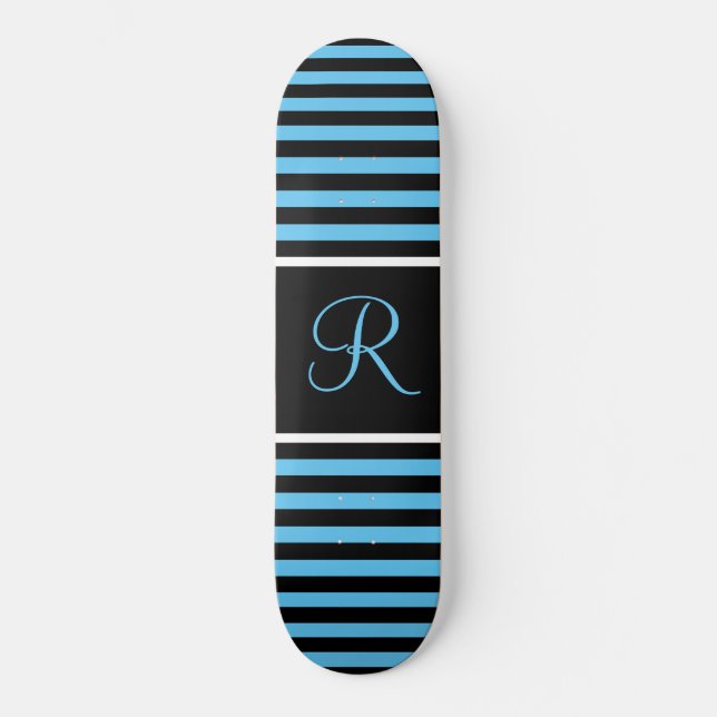 Blauer und schwarzer Anfangsbuchstabe Skateboard (Vorderseite)