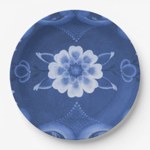 Blauer und weißer Rosemaling PapierTeller