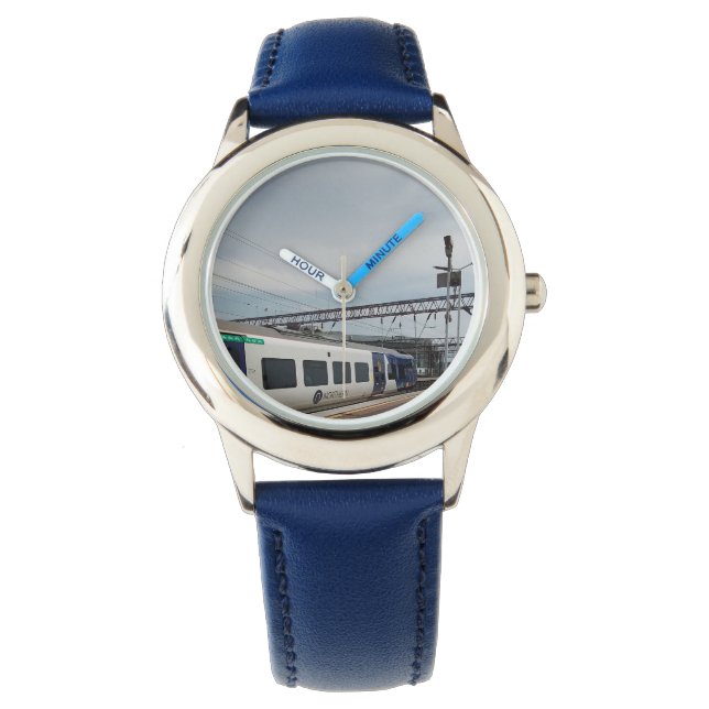 Blauer und weißer Zug Armbanduhr (Vorderseite)