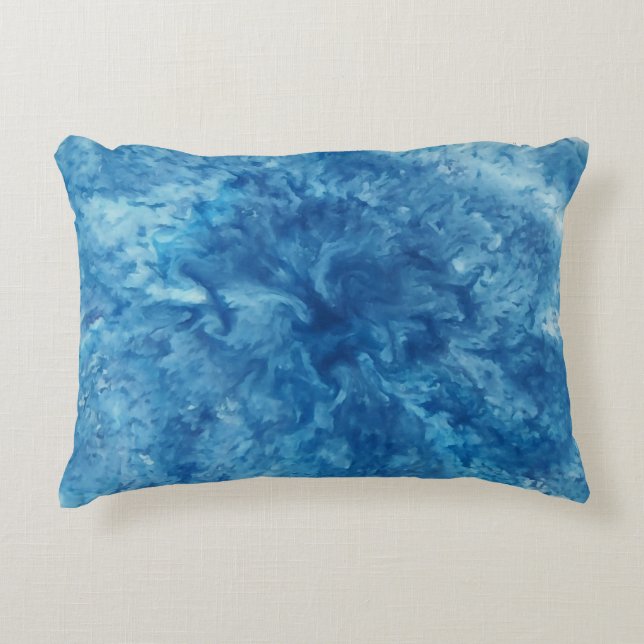 Blauer Wasserfarbensturm Dekokissen (Vorderseite)