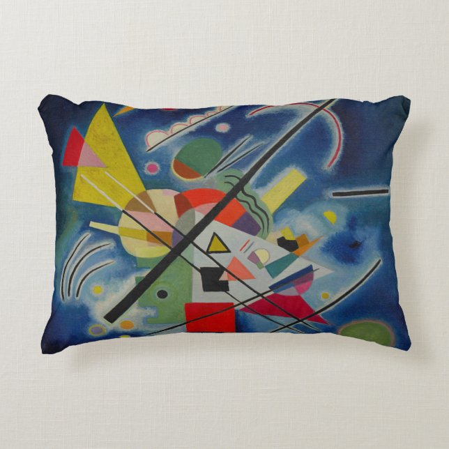 Blaues Abstraktes Gemälde von Wassily Kandinsky Dekokissen (Vorderseite)