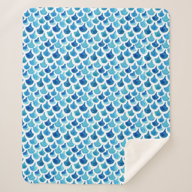 Blaues Aquarell-Skala-Muster Sherpadecke (Vorderseite)