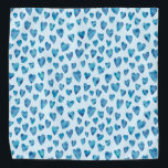 Blaues Aquarellmuster Liebe Halstuch<br><div class="desc">Watercolor Herzdesign auf blassblauem Hintergrund. Andere Farben sind verfügbar. Bitte kontaktieren Sie mich für die Anpassung und spezielle Anfragen. c) Zoe Chapman Design</div>