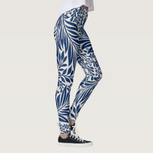 blaues Blumenmuster mit vielfältigen Blättern und Leggings
