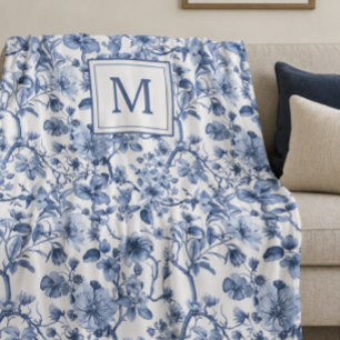Blaues Chinoiserie-Toile-Muster-Monogramm Fleecedecke