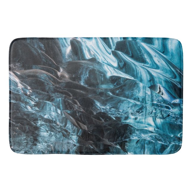 Blaues Eis in der Eishöhle Abstrakt Badematte (Vorderseite)
