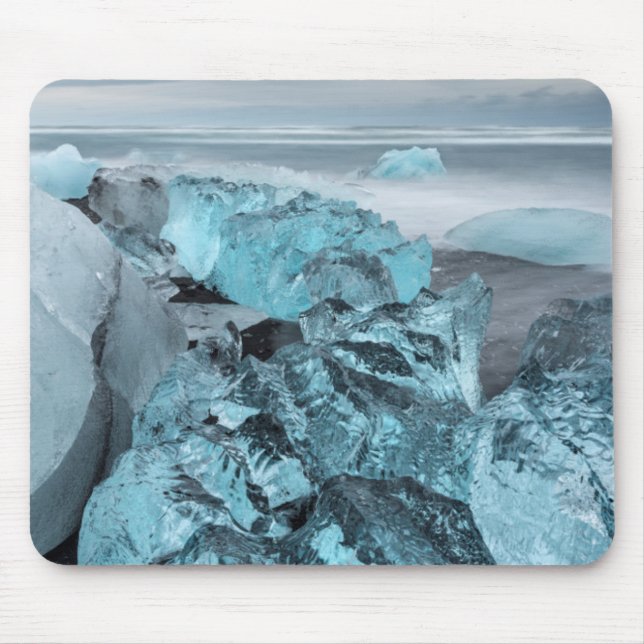 Blaues Eis in der Strandsaison, Island Mousepad (Vorne)