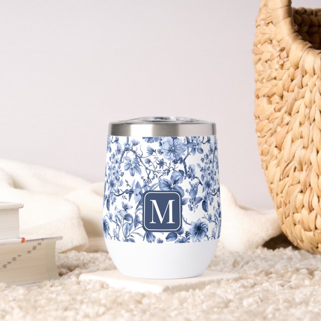 Blaues florales Vintage-Toile-Muster-Monogramm (Wohnzimmer (gedreht))