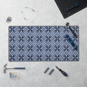 Blaues geometrisches Muster im Retro-Stil Schreibtischunterlage