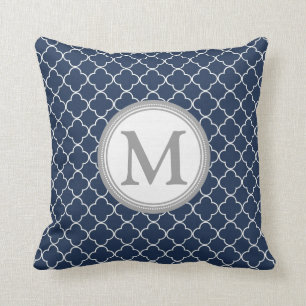 Blaues Grau Quatrefoil Monogramm-dekoratives Kissen